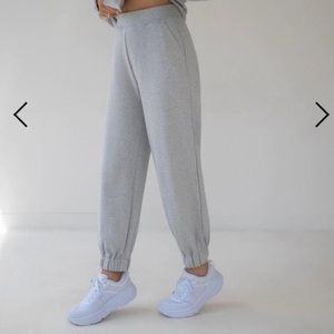 NWT AYR ‘The Cool Pant’ jogger comfy sweats sweatpants | All Year Round in gray